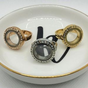 💙🆕️ Locket Ring (Size 8)